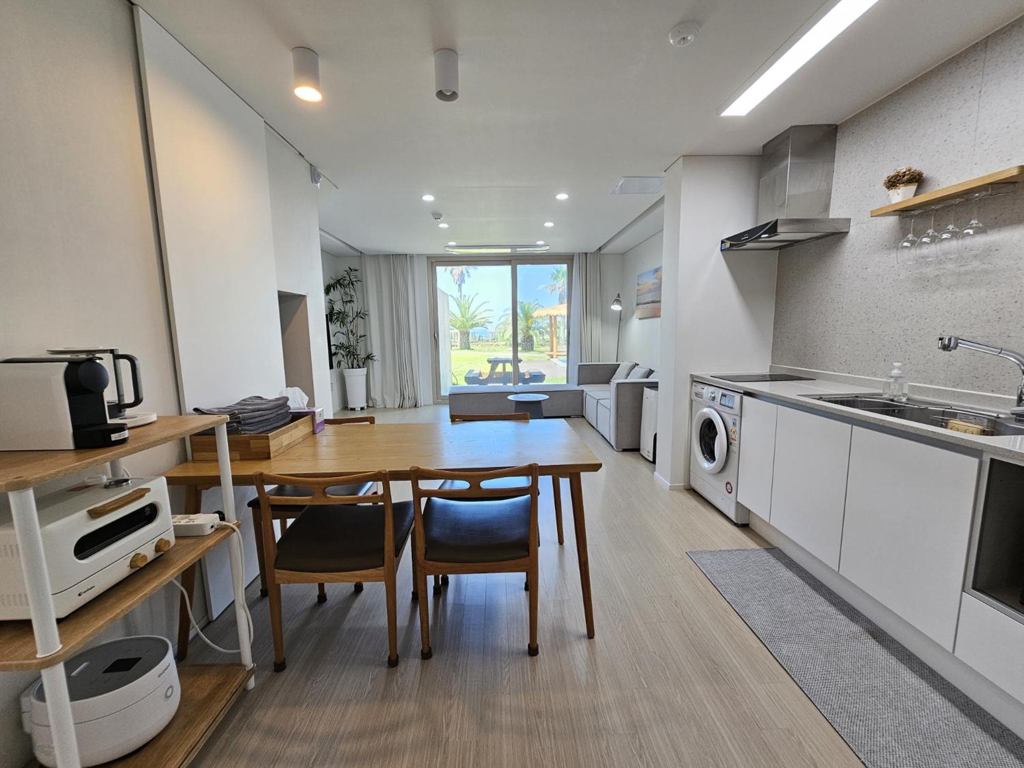 Jeju Badayeon Villa Согвіпо Екстер'єр фото