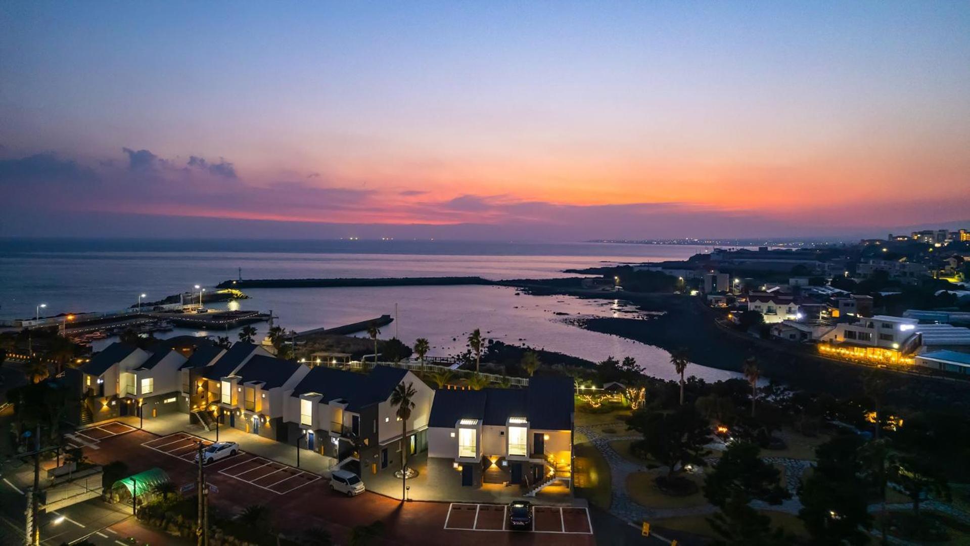 Jeju Badayeon Villa Согвіпо Екстер'єр фото