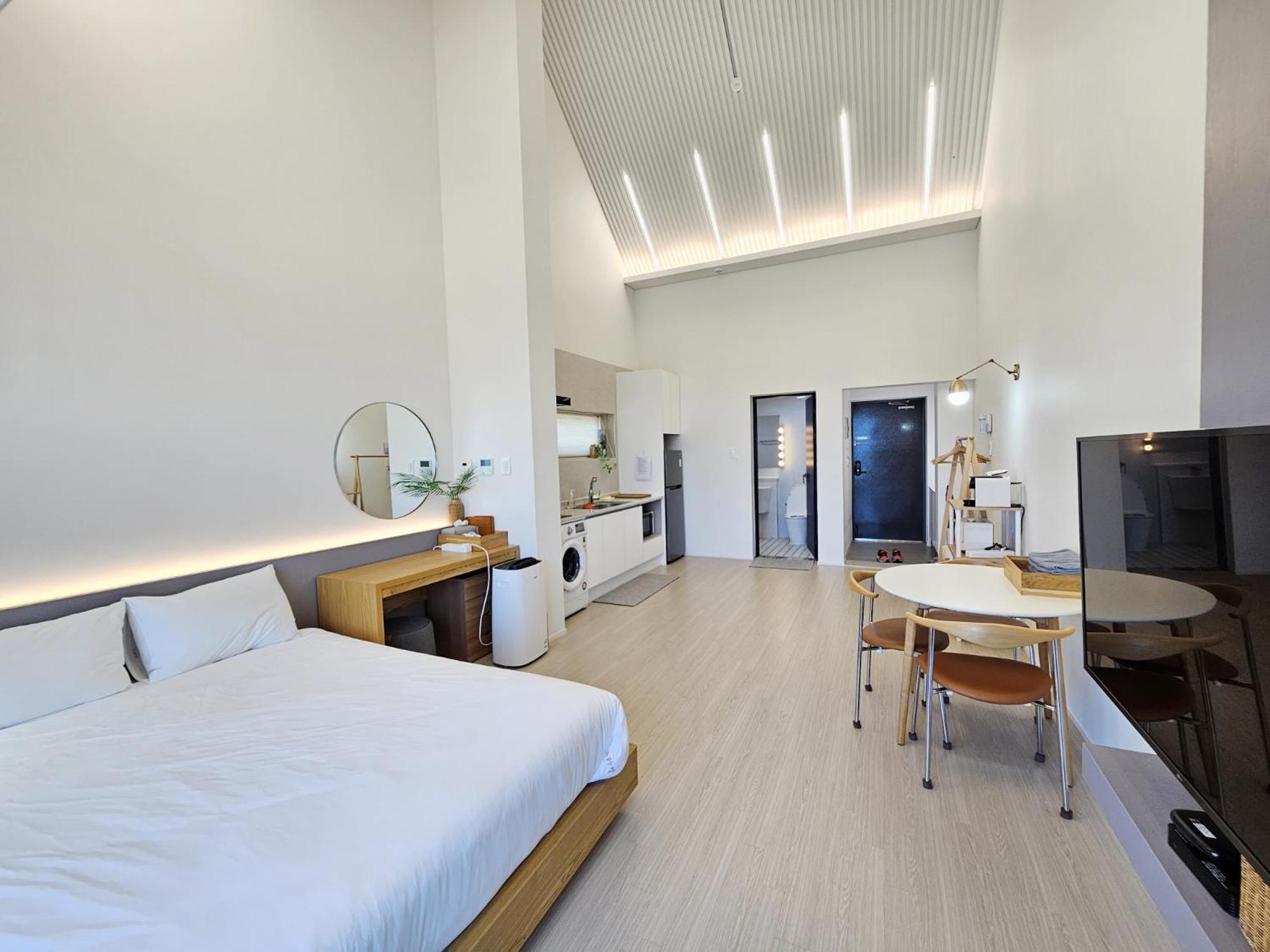 Jeju Badayeon Villa Согвіпо Екстер'єр фото