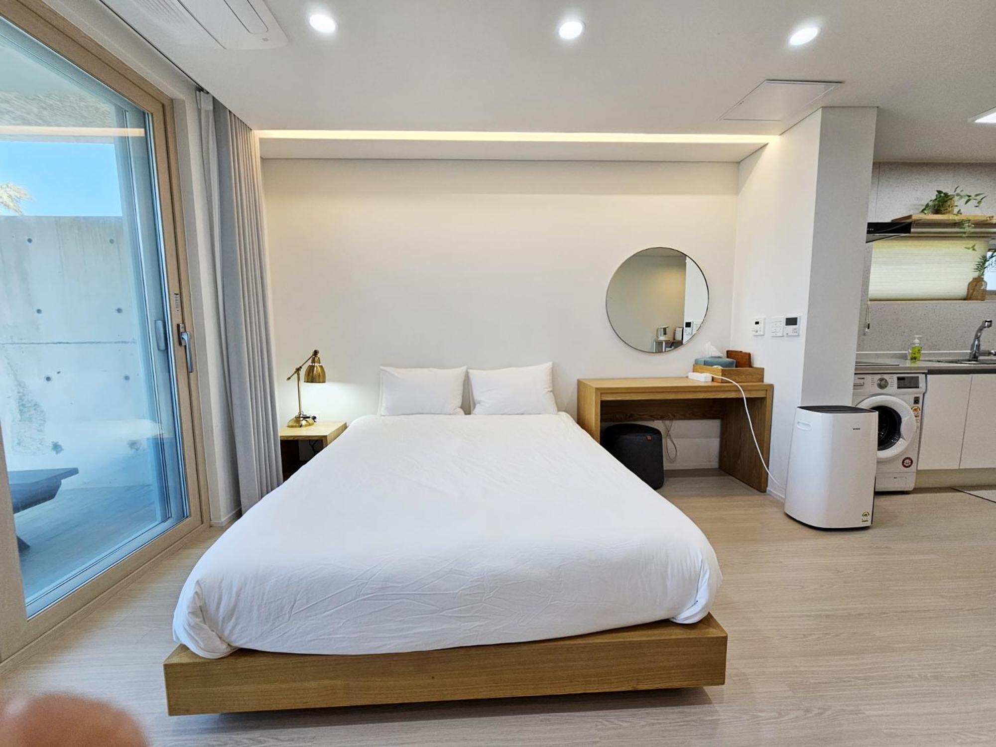 Jeju Badayeon Villa Согвіпо Екстер'єр фото