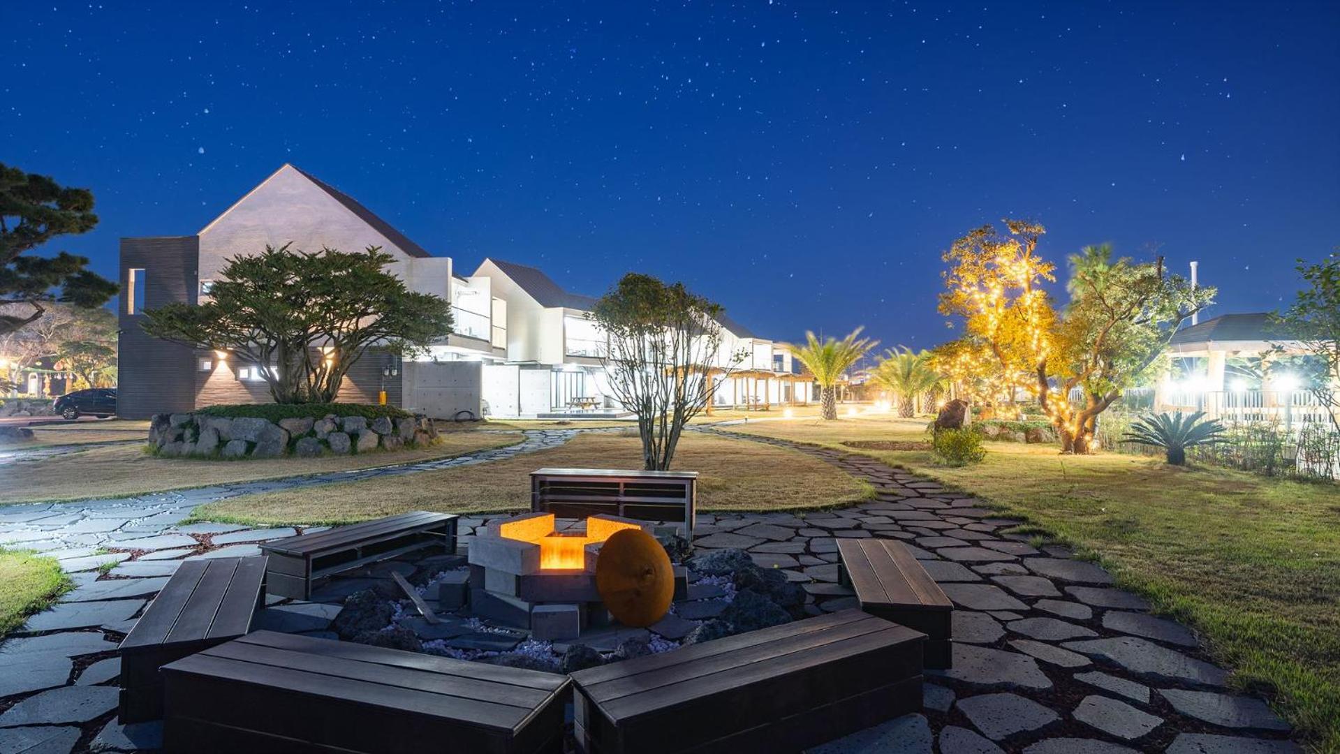 Jeju Badayeon Villa Согвіпо Екстер'єр фото