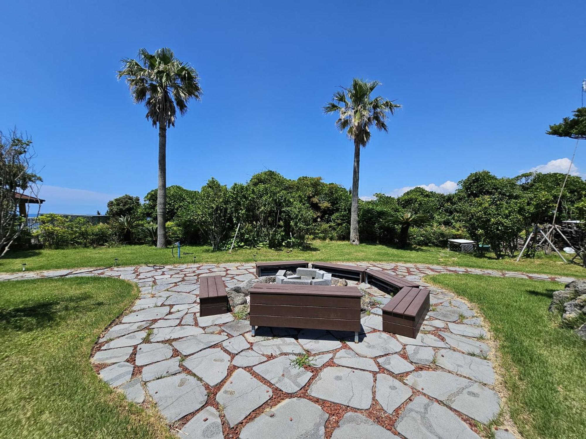 Jeju Badayeon Villa Согвіпо Екстер'єр фото