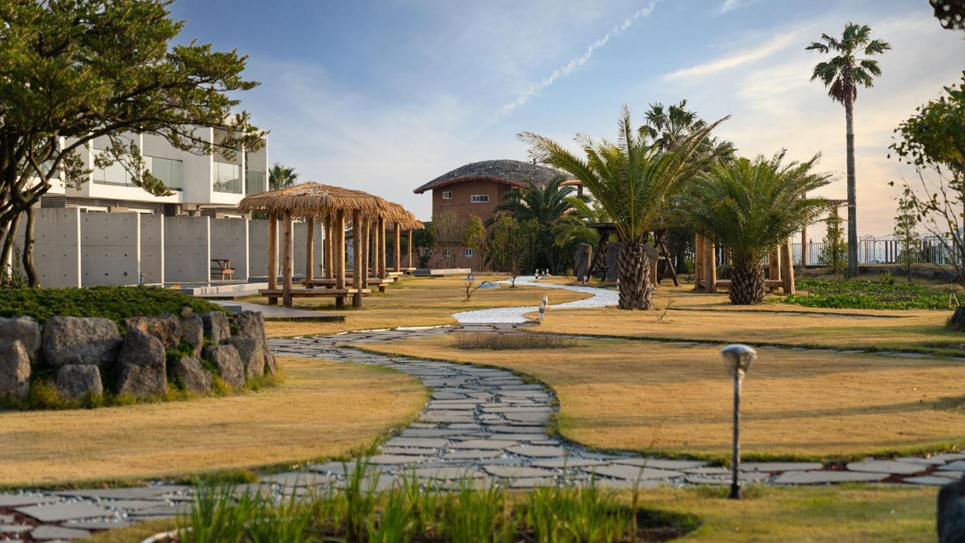 Jeju Badayeon Villa Согвіпо Екстер'єр фото