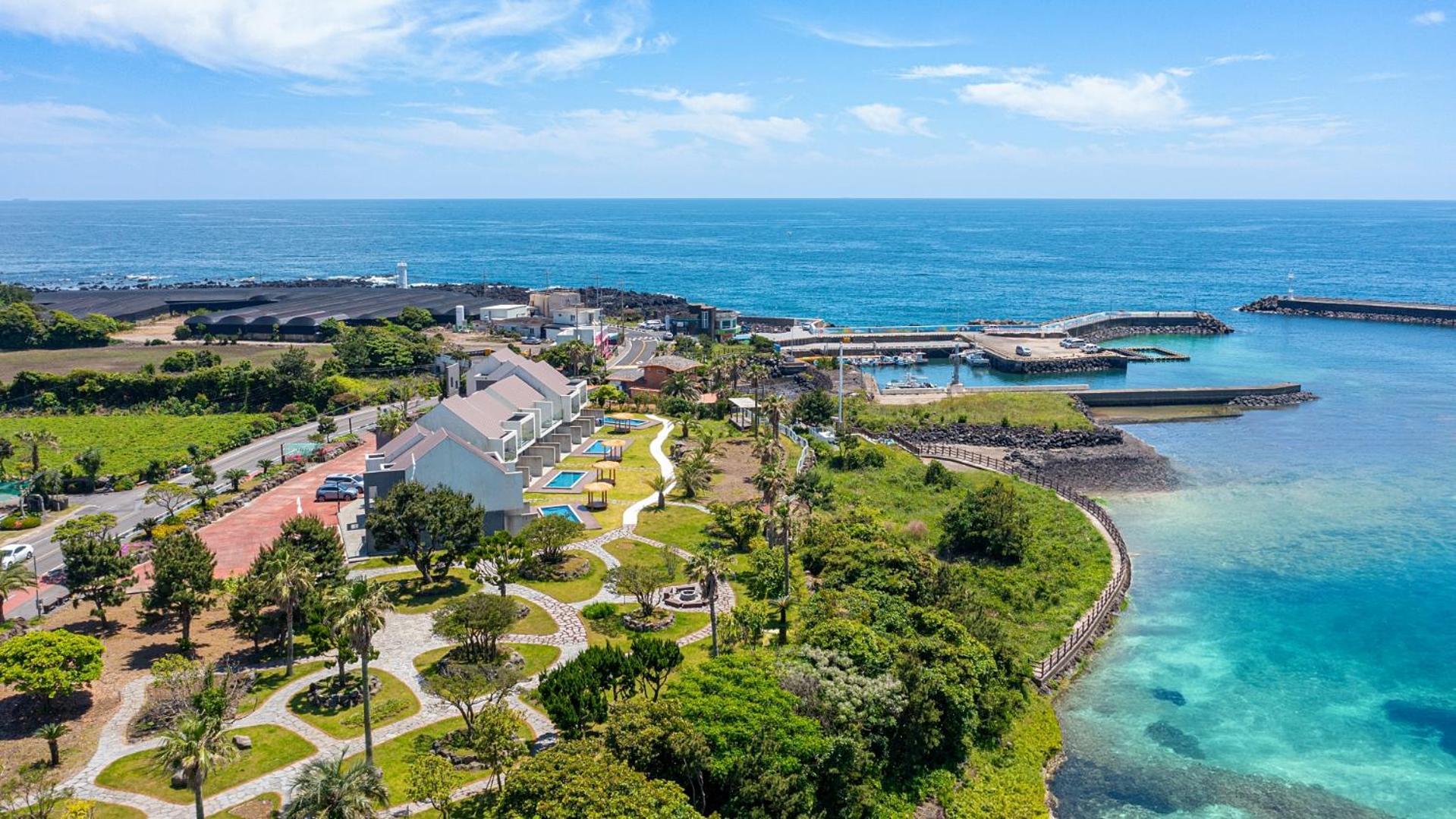 Jeju Badayeon Villa Согвіпо Екстер'єр фото